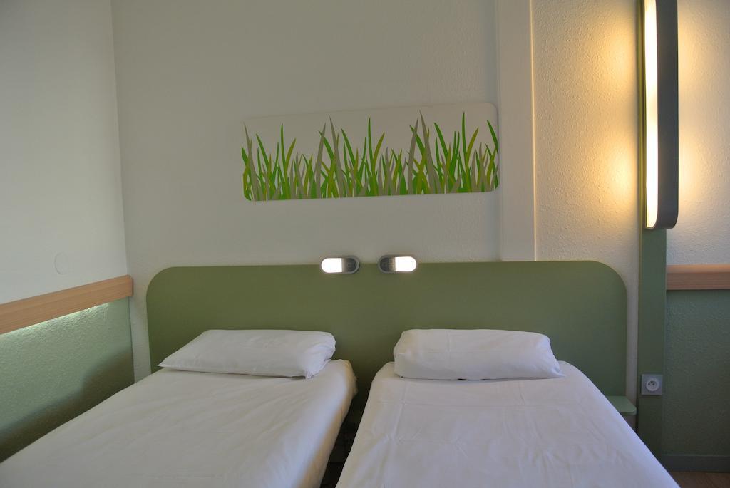 ibis budget Chambéry Sud Challes Les Eaux Esterno foto